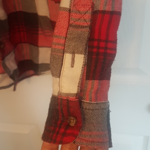 American Eagle plaid shirt - Picture 4 of 7